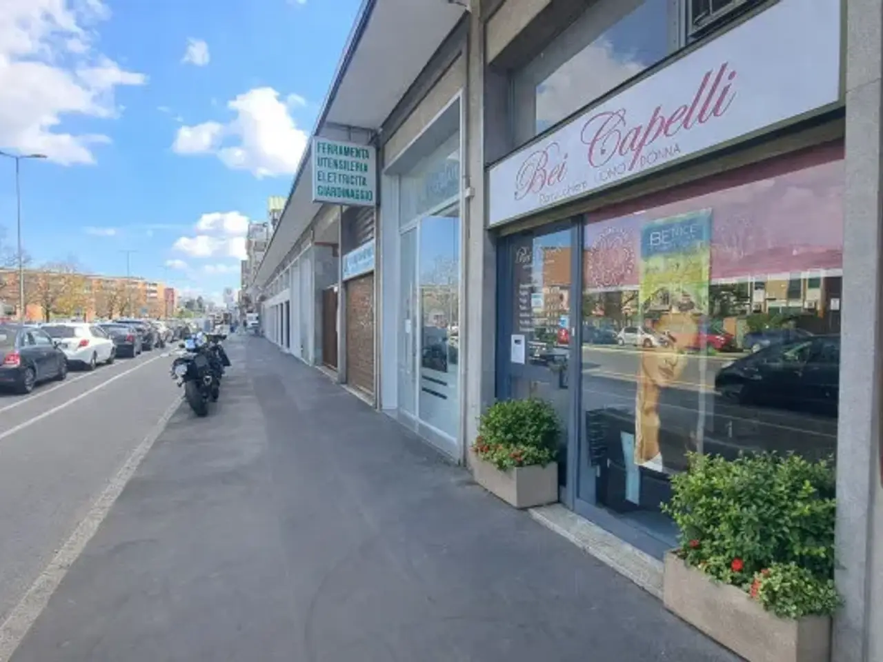 Negozio in Via Novara 139, Milano, {3} - Foto 1