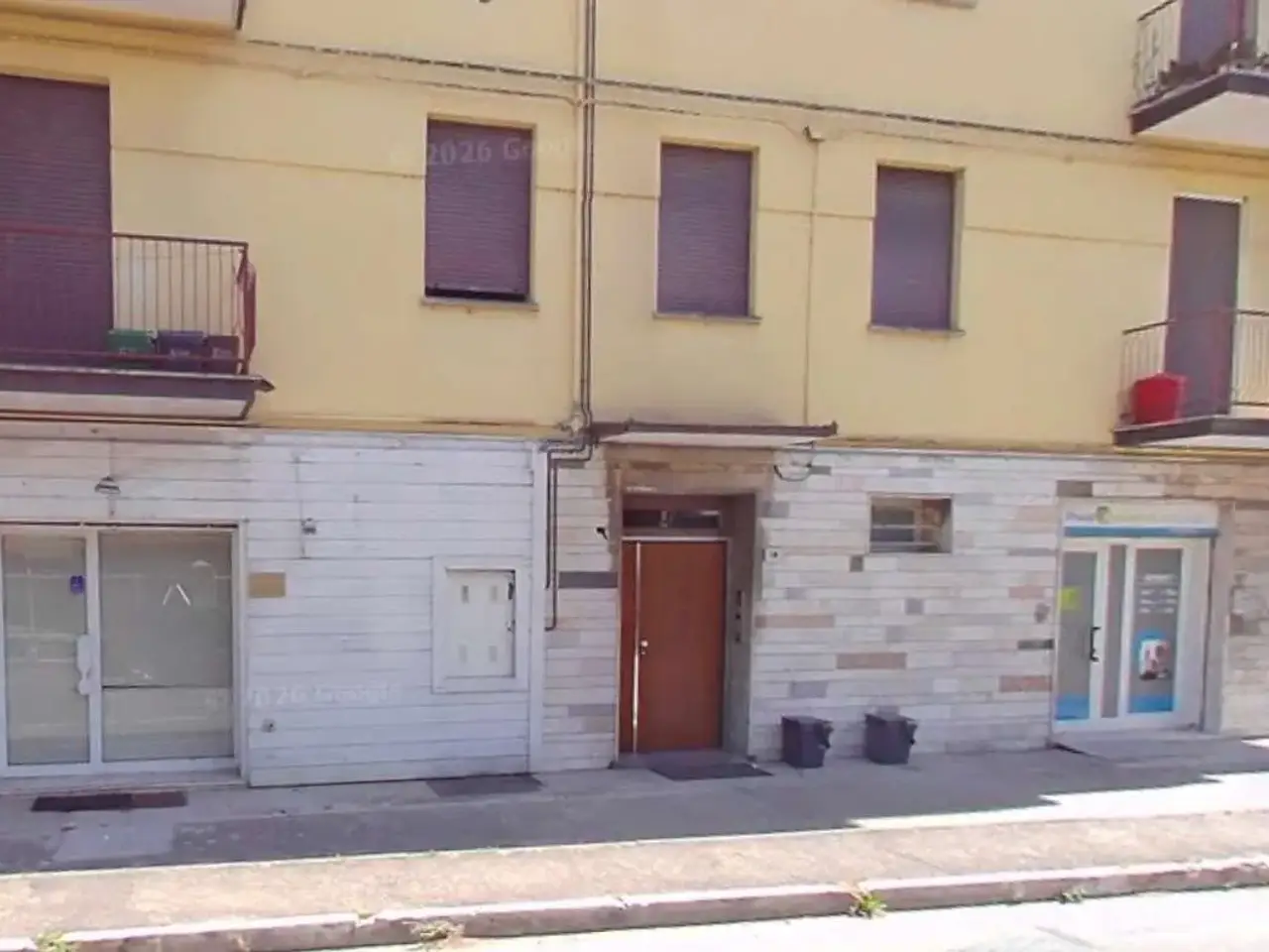 Negozio in Via Tavoni 10., Vignola, {3} - Foto 1