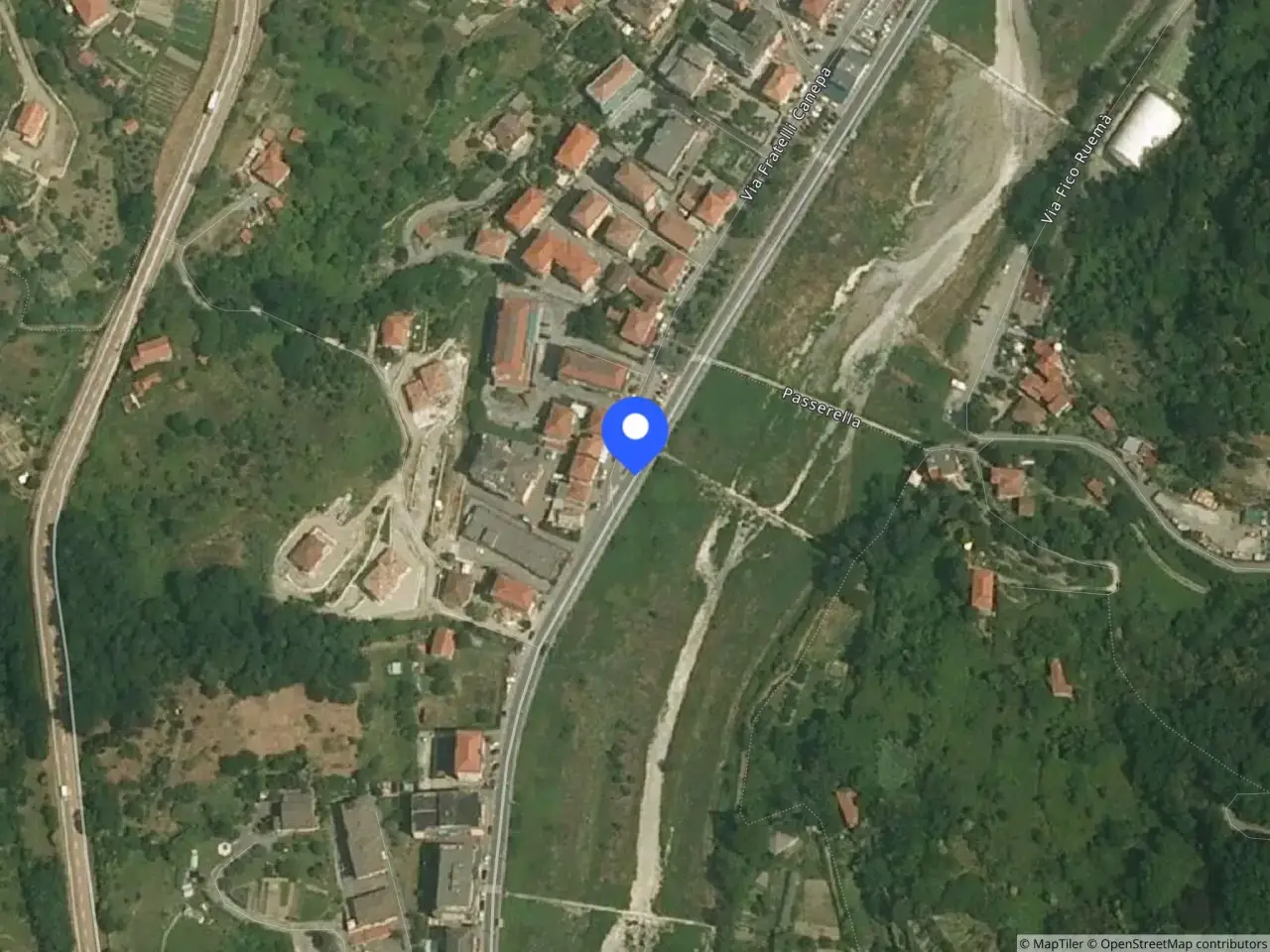 Magazzino in Via Fratelli Canepa CIV. 48 48, Serra Ricco', {3} - Foto 1