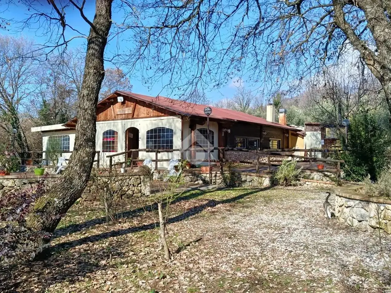 Negozio in Via Pozzo del Campo, Collepardo, {3} - Foto 1