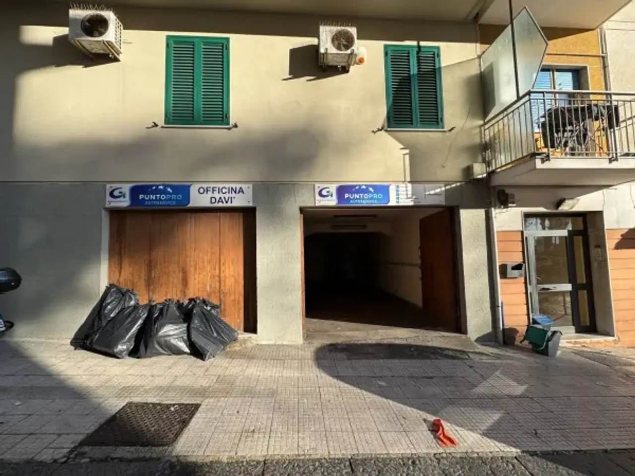 Negozio in Via Gazometro 2, Messina, {3} - Foto 2