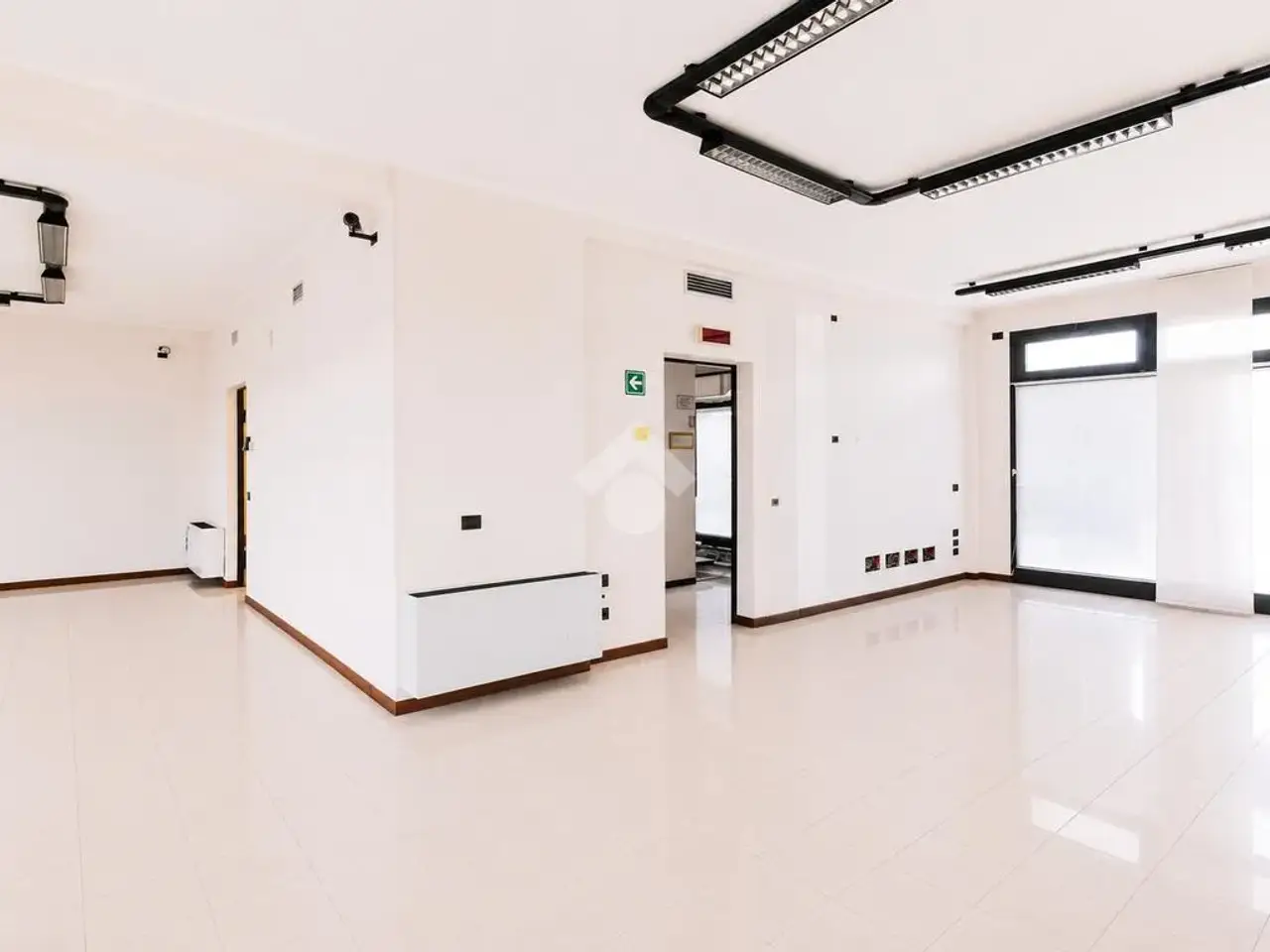 Negozio in Via Raffaello Sanzio, Trezzano Rosa, {3} - Foto 1