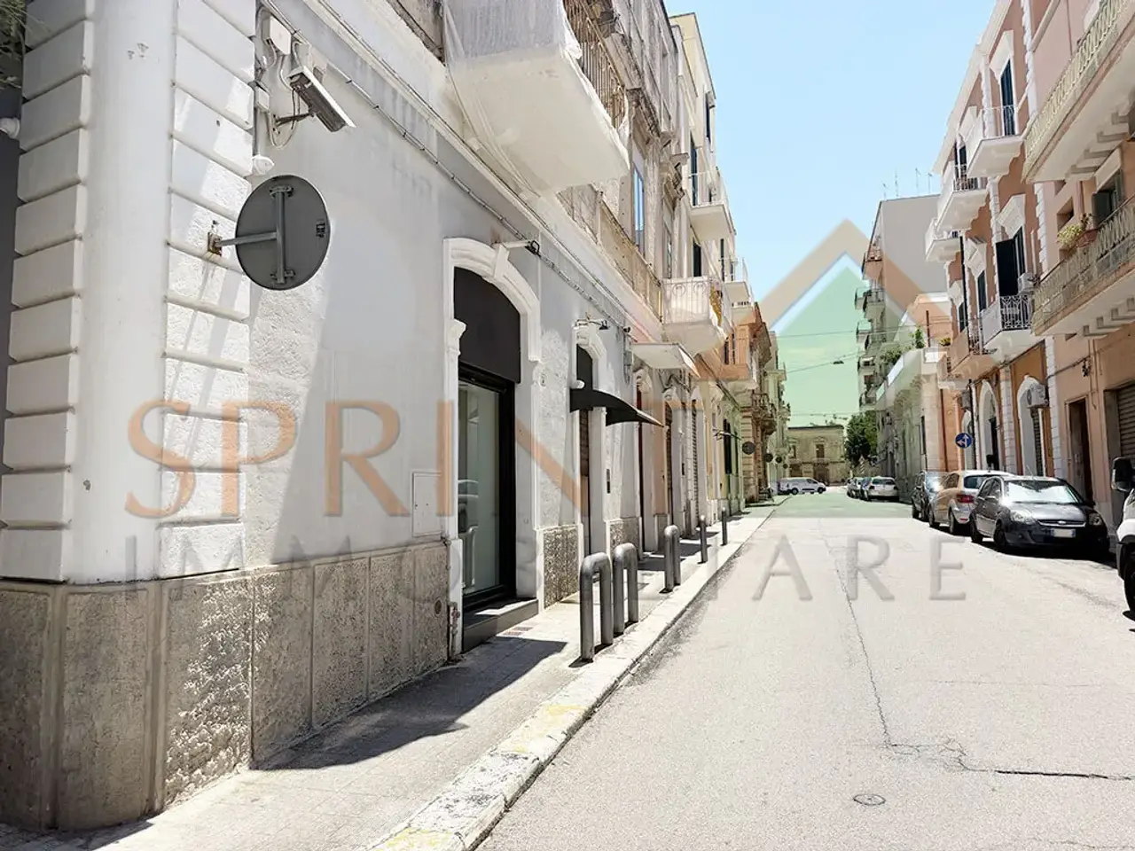 Negozio in Piazza San Antonio, Monopoli, {3} - Foto 1