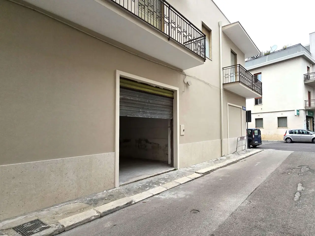 Negozio in , Conversano, {3} - Foto 1