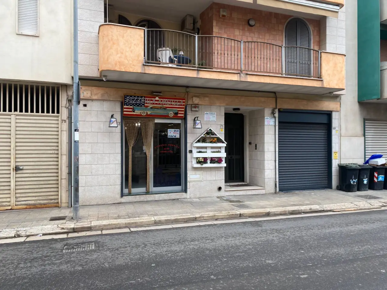 Esercizio commerciale in Via Pietro I Normanno 71, Andria, {3} - Foto 1
