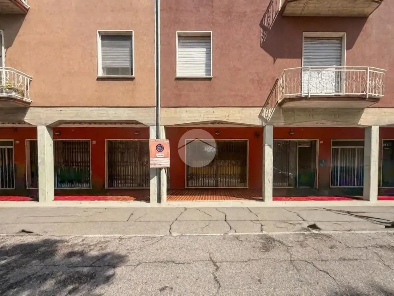 Negozio in Via Italia 18, Castel Goffredo, {3} - Foto 1
