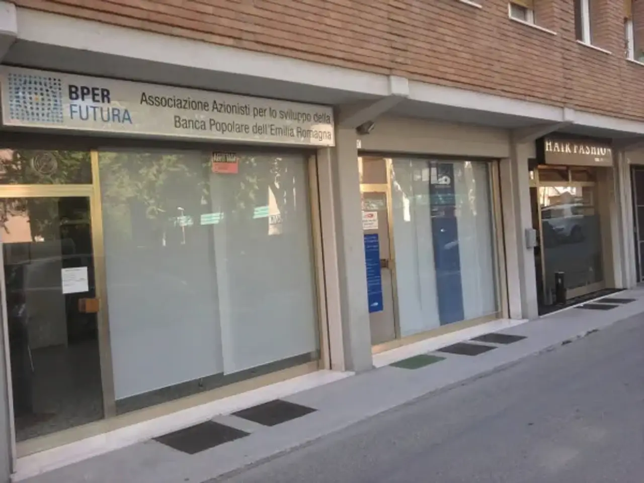 Negozio in Via Mura Barriera Ponente (Cesena), Cesena, {3} - Foto 1