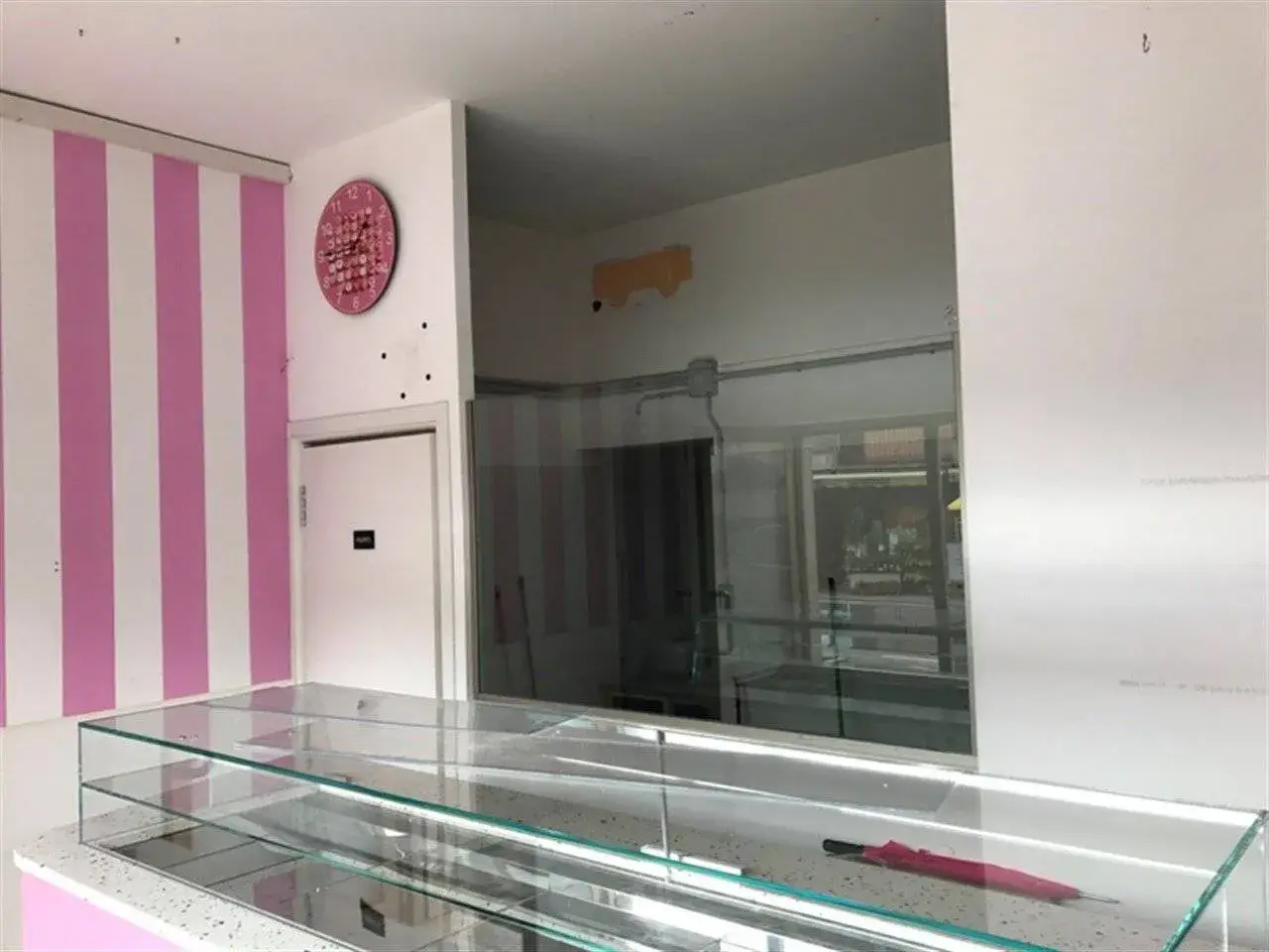 Locale commerciale in Via Roma Scanzorosciate, Scanzorosciate, {3} - Foto 2