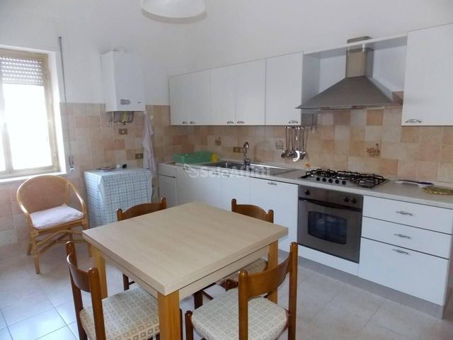 4-room flat in Via Sebenico, Catanzaro - Photo 1