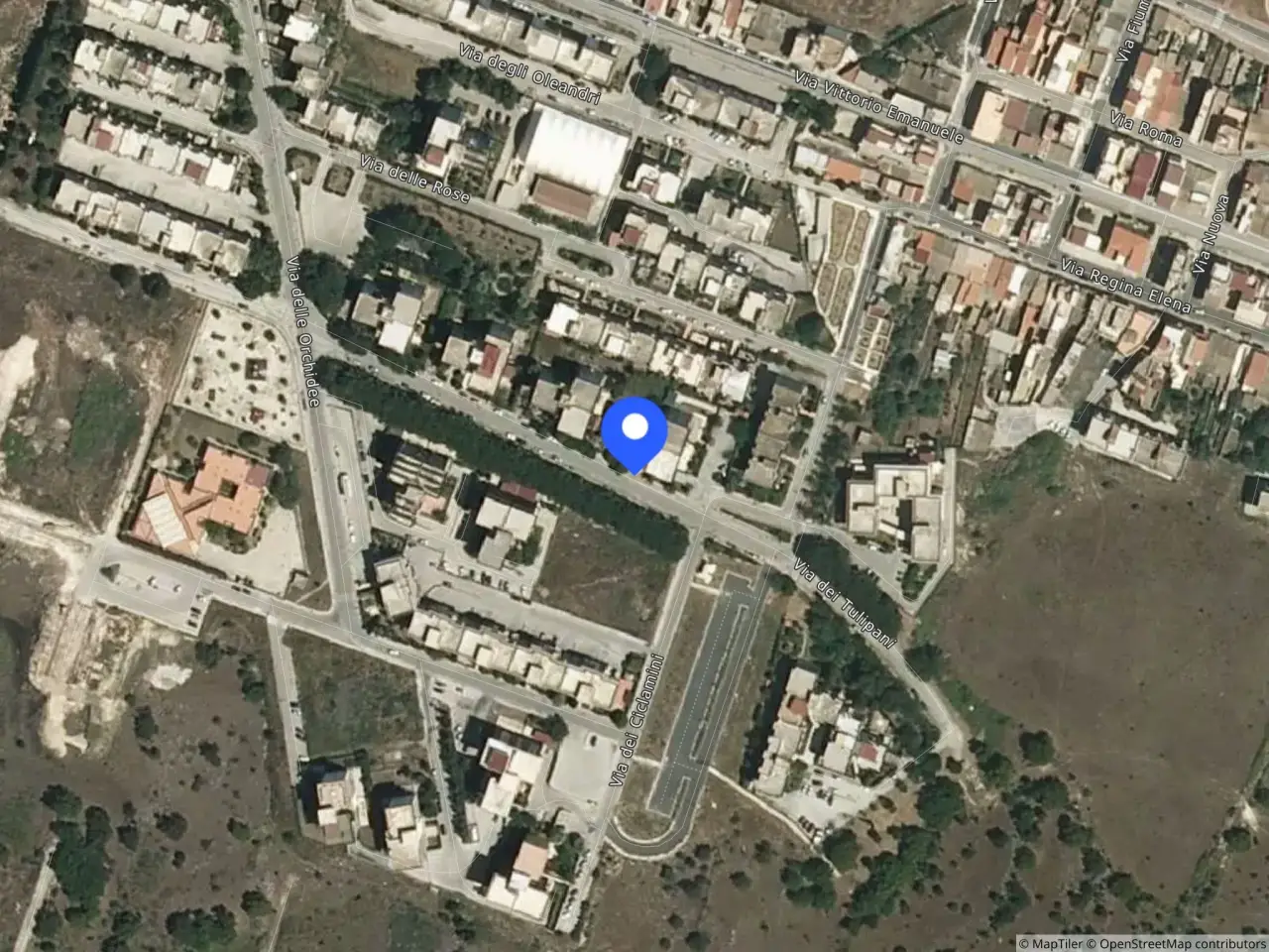 Negozio in Frazione Villasmundo, Via dei Tulipani 8 8, Melilli, {3} - Foto 2