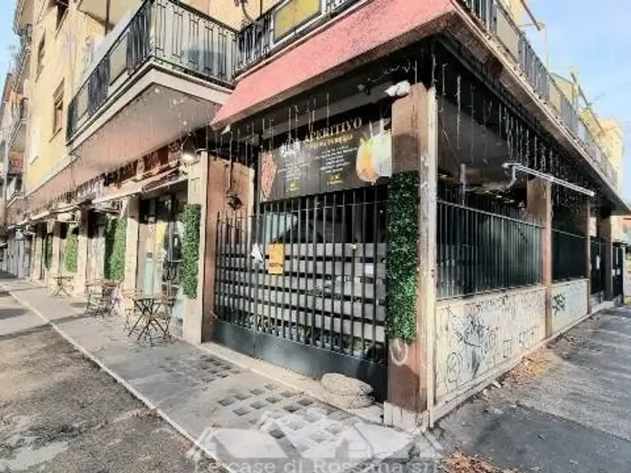 Esercizio commerciale in Via dei Ciclamini, Roma, {3} - Foto 2