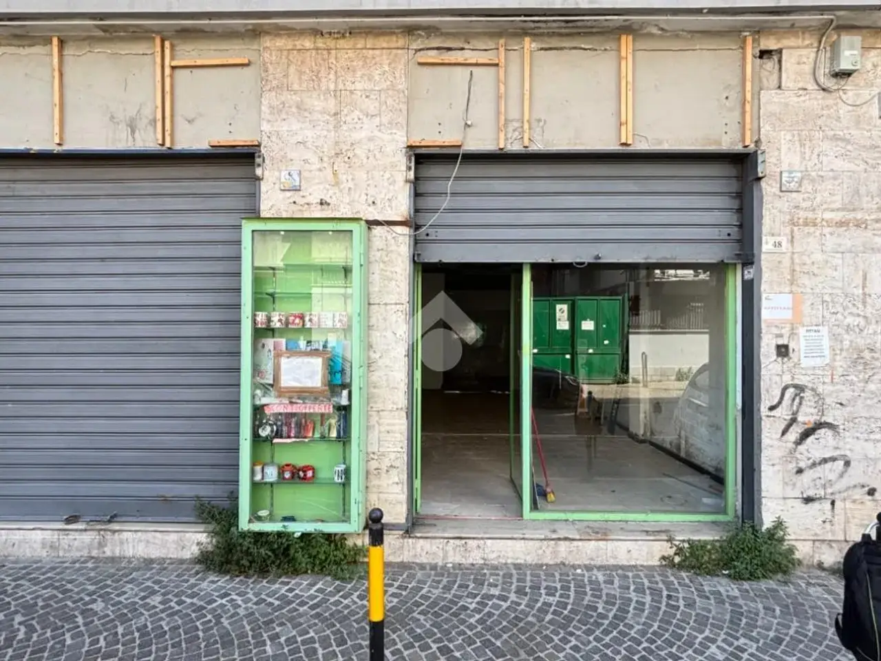 Negozio in Via Gabriele d'Annunzio 50, Castellammare Di Stabia, {3} - Foto 1
