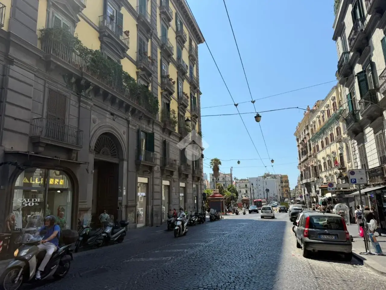 Negozio in Via Francesco Saverio Correra 244, Napoli, {3} - Foto 1