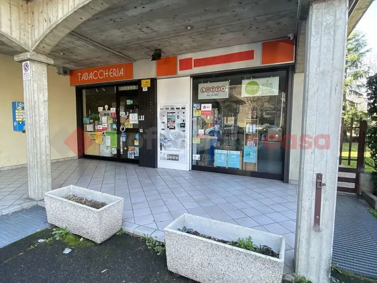 Negozio in Via delle Ubiere, Osio Sotto, {3} - Foto 2