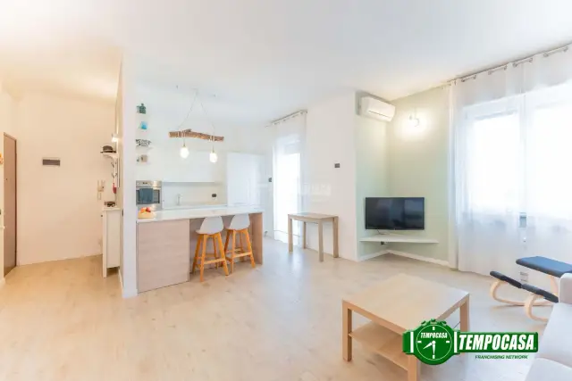 2-room flat in Via Madonna Pellegrina 60, Bareggio - Photo 1