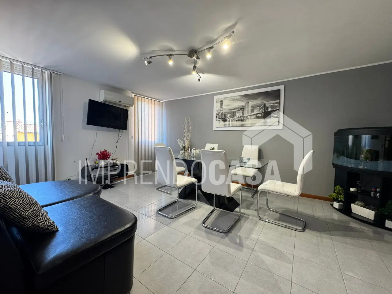 Ufficio in Viale Praga 45, Palermo, {3} - Foto 1