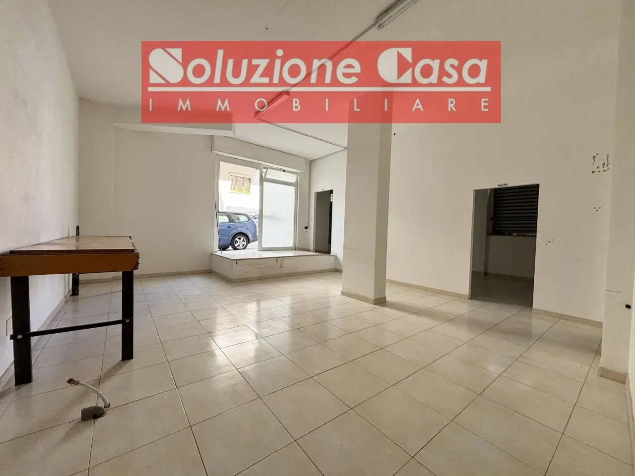 Negozio in Via Strabone, Canosa di Puglia, {3} - Foto 1