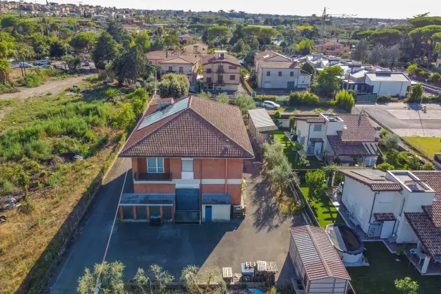 Warehouse in Via Quarticciolo di Vermicino 4, Frascati - Photo 1