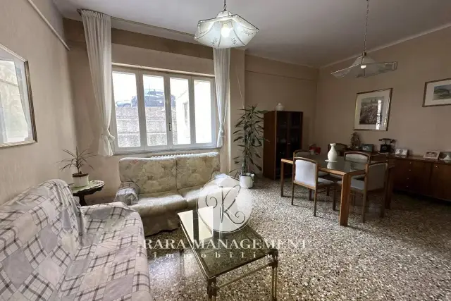 4-room flat in Via Crivelli Ancona, Ancona - Photo 1