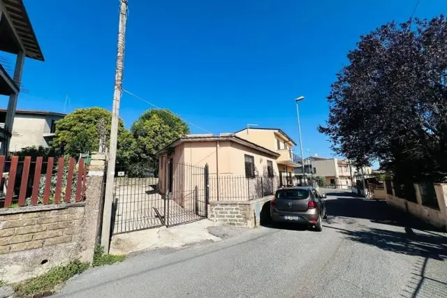 Villa in {3}, Piazza Giovanni Cena - Foto 1