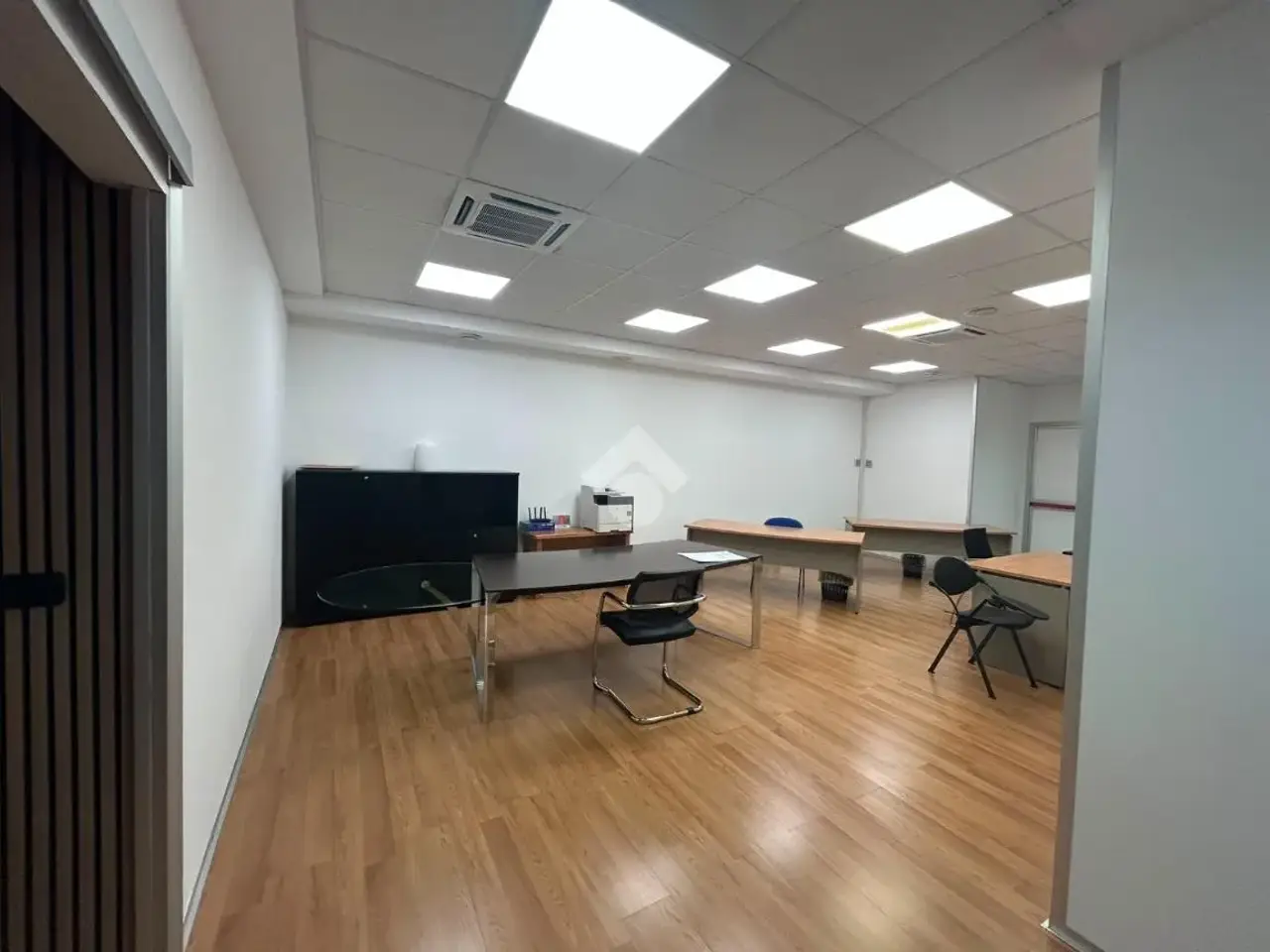 Ufficio in Via delle Margherite 121, Aprilia, {3} - Foto 1