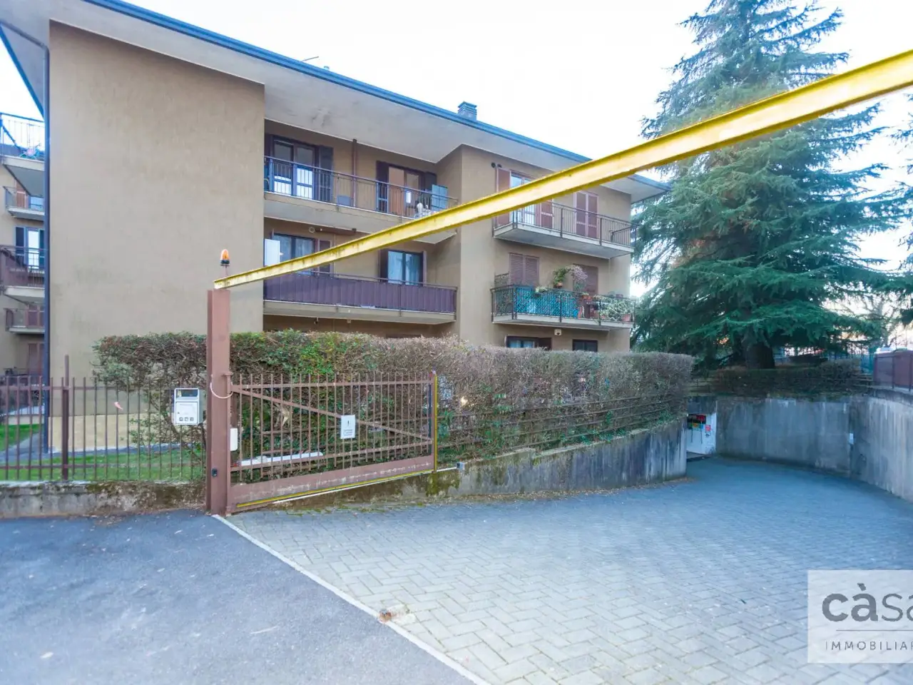 Magazzino in Via Santa Maria Maddalena 97, Varese, {3} - Foto 2