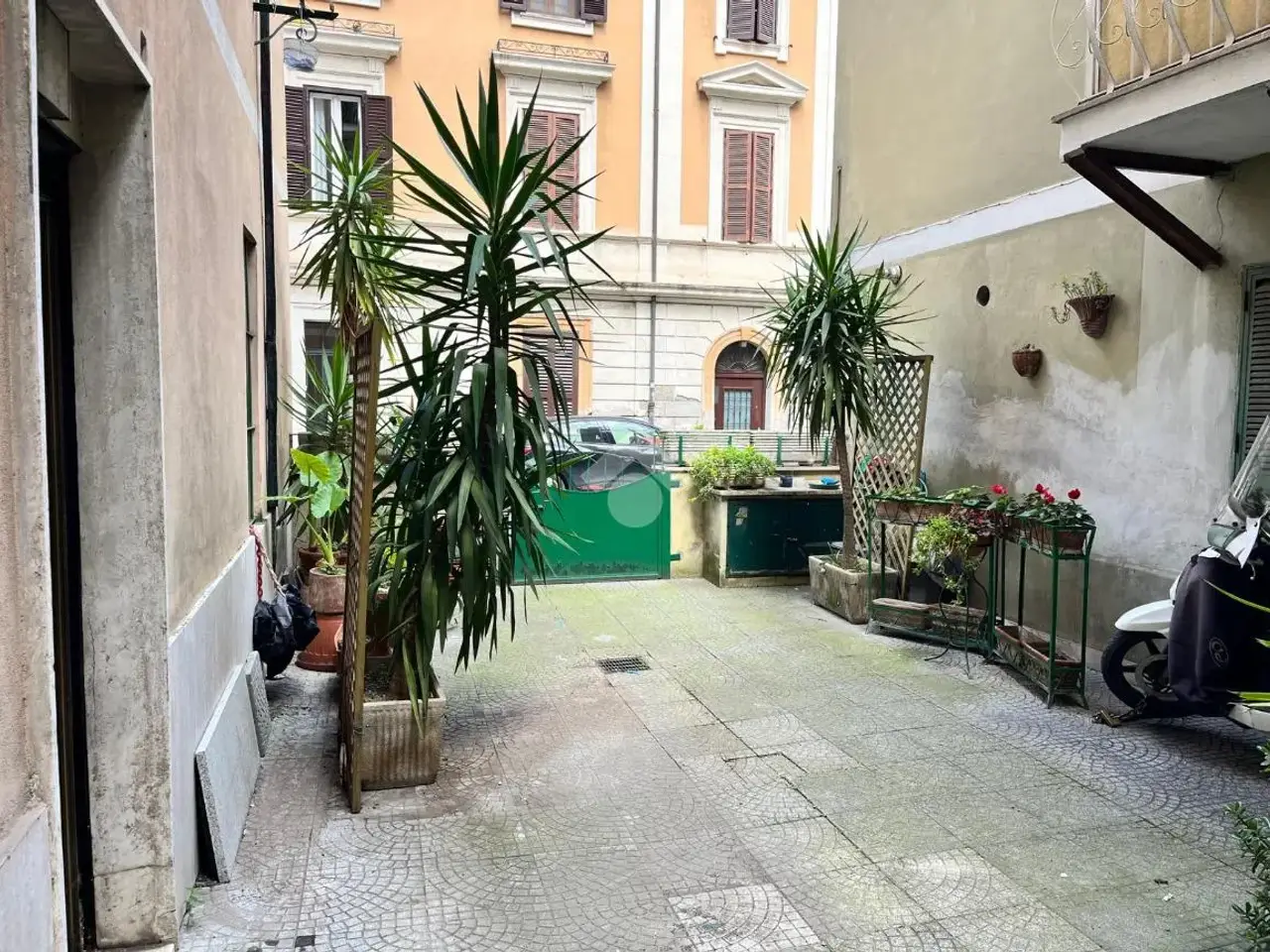 Negozio in Via Giambattista Ramusio 17, Roma, {3} - Foto 1
