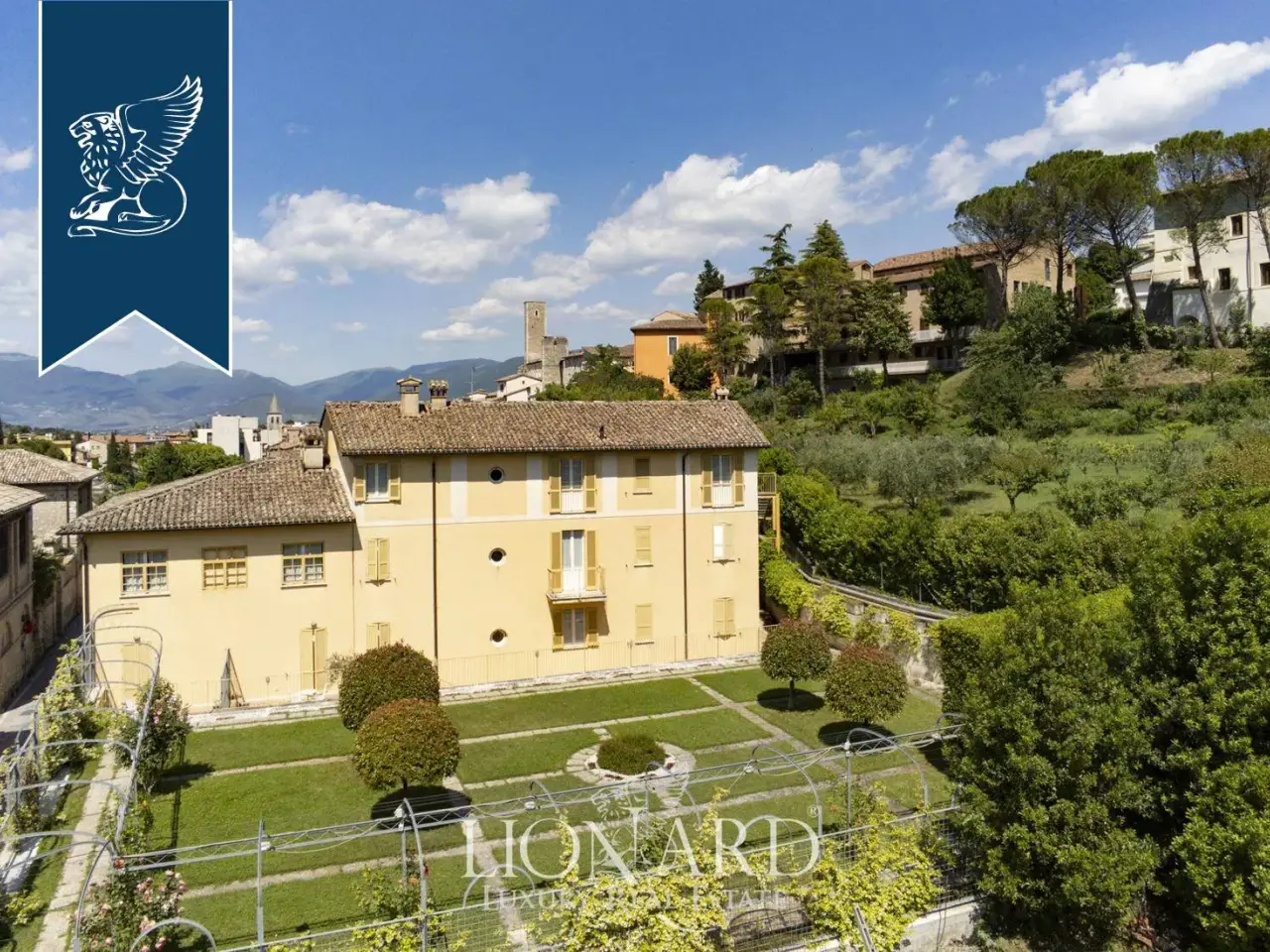 Albergo in , Spoleto, {3} - Foto 1
