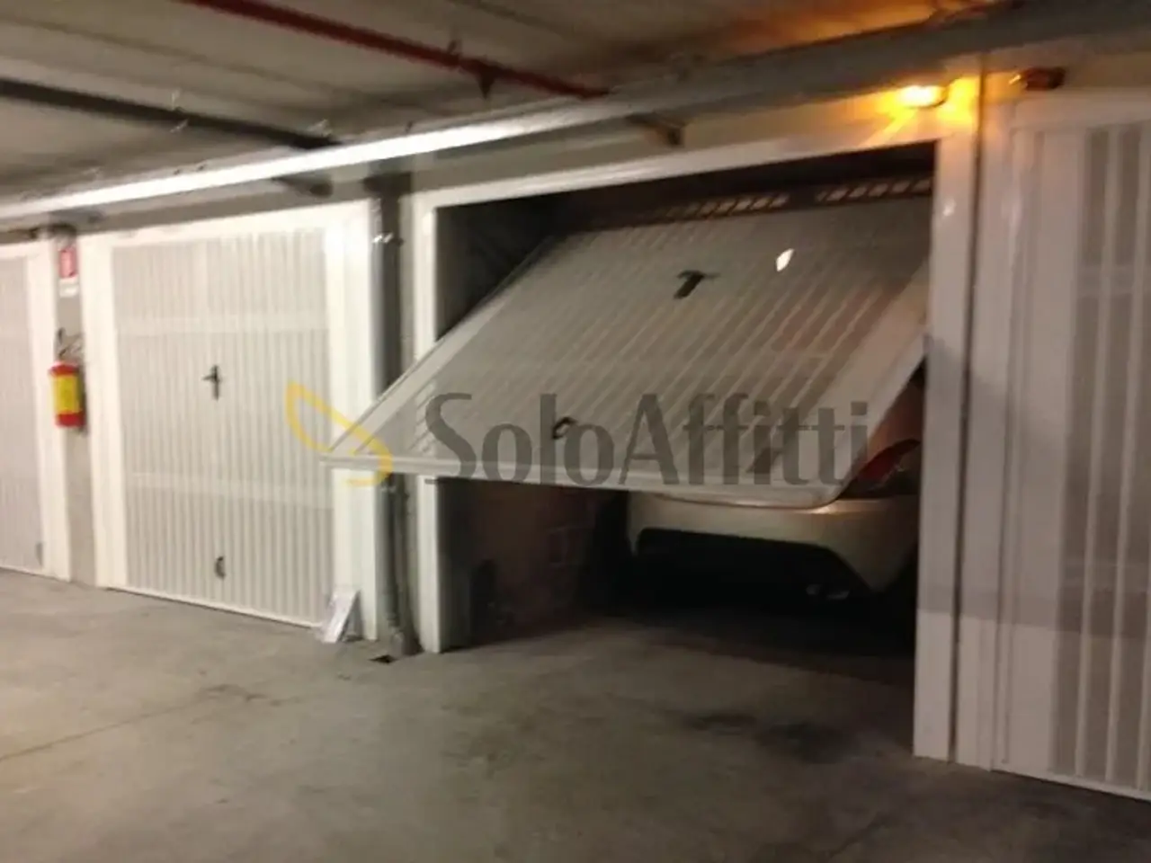 Parcheggio chiuso in , Sesto Fiorentino, {3} - Foto 1