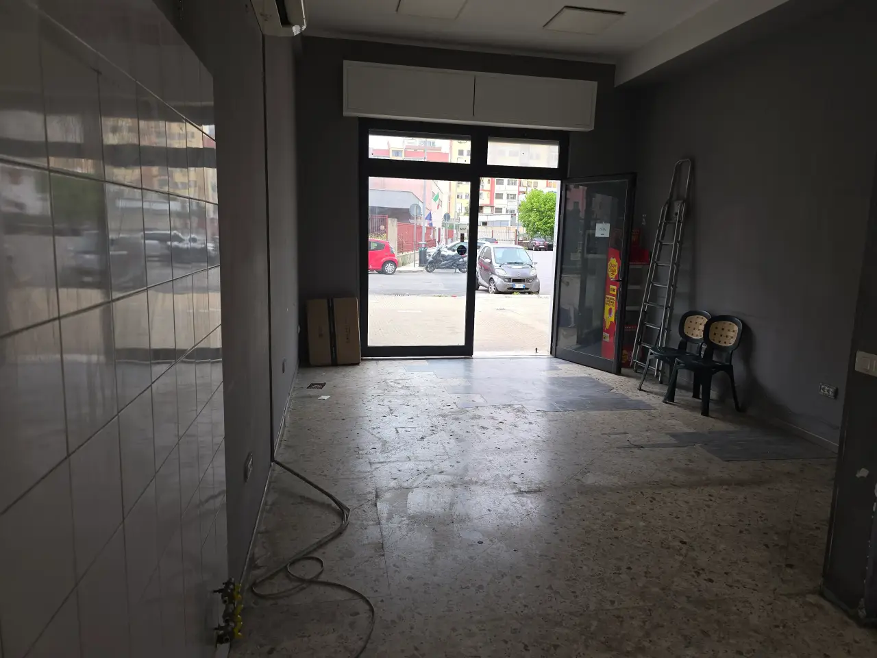 Negozio in Via Lussemburgo, Palermo, {3} - Foto 1