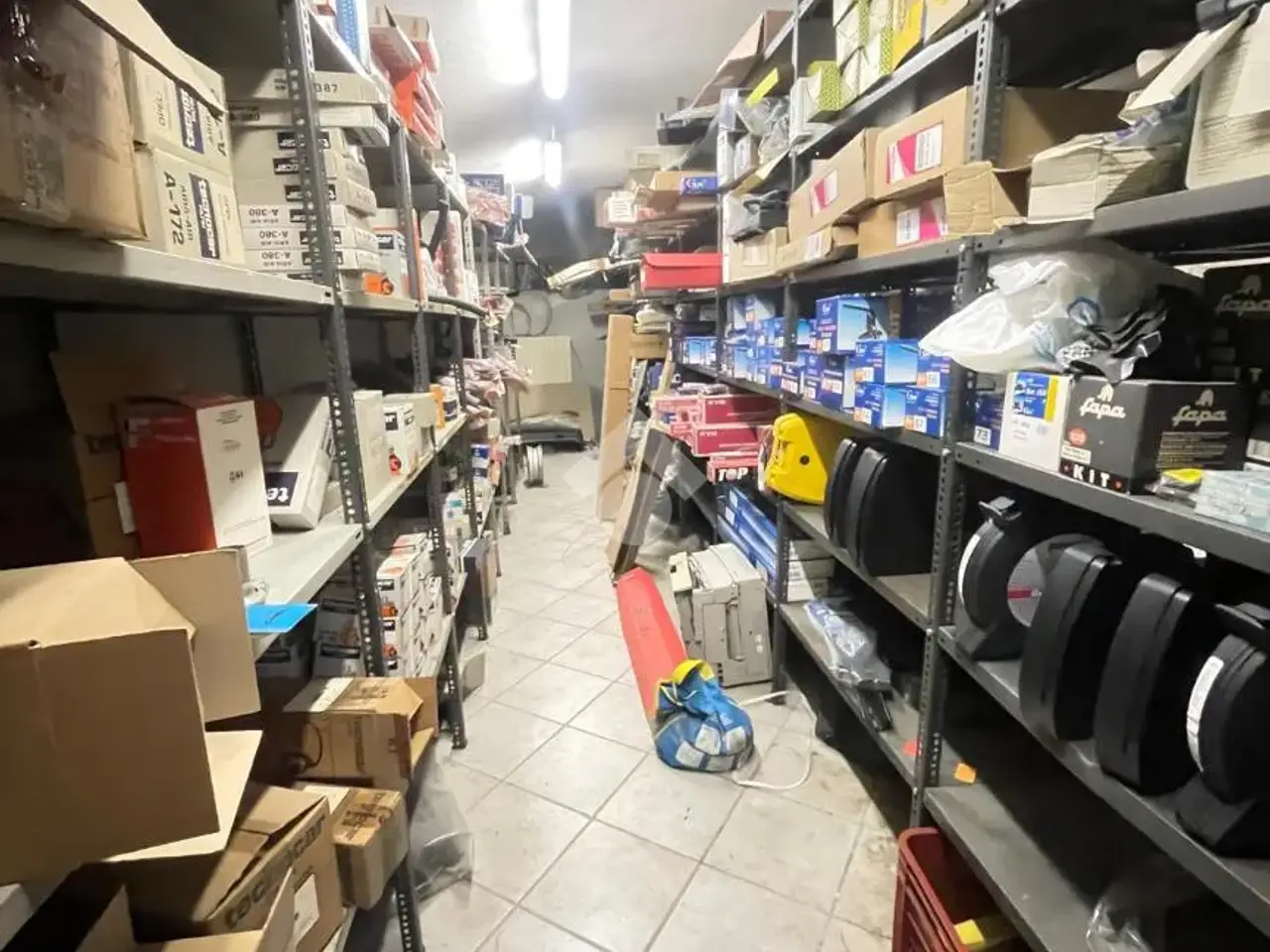 Negozio in Corso Stati Uniti 108, Susa, {3} - Foto 2