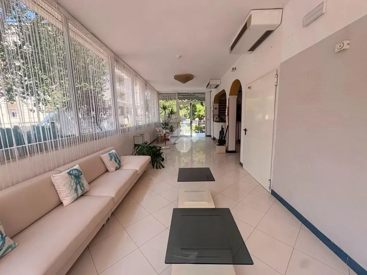 Albergo in Viale Adria 10, Rimini, {3} - Foto 1
