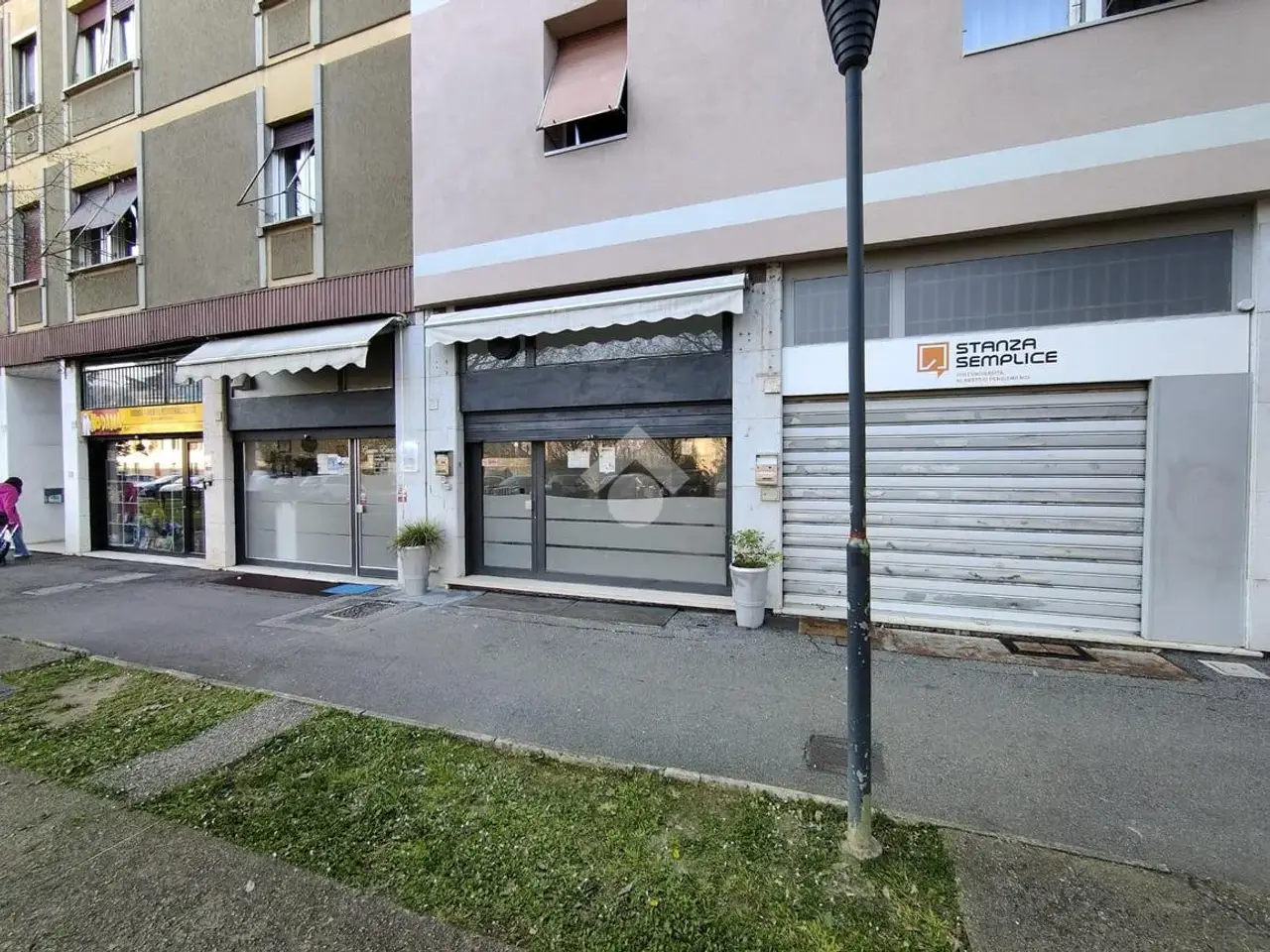 Negozio in Via Ambaraga 73, Brescia, {3} - Foto 1