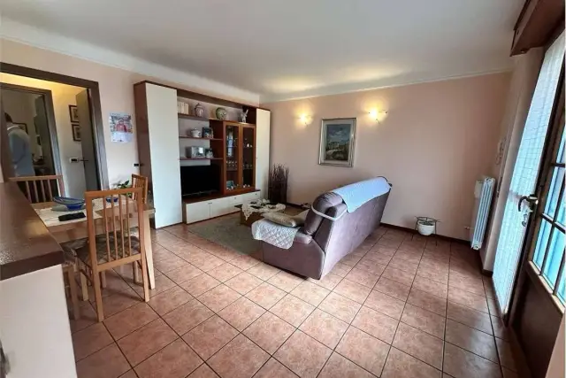 3-room flat in De Gasperi, 2, Asso - Photo 1