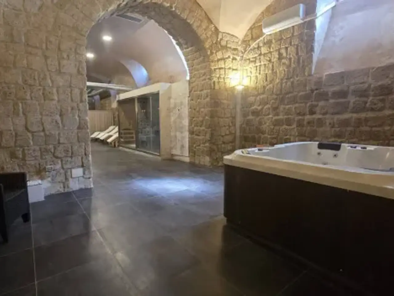 Benessere in Via Antonio Valentino, Napoli, {3} - Foto 2