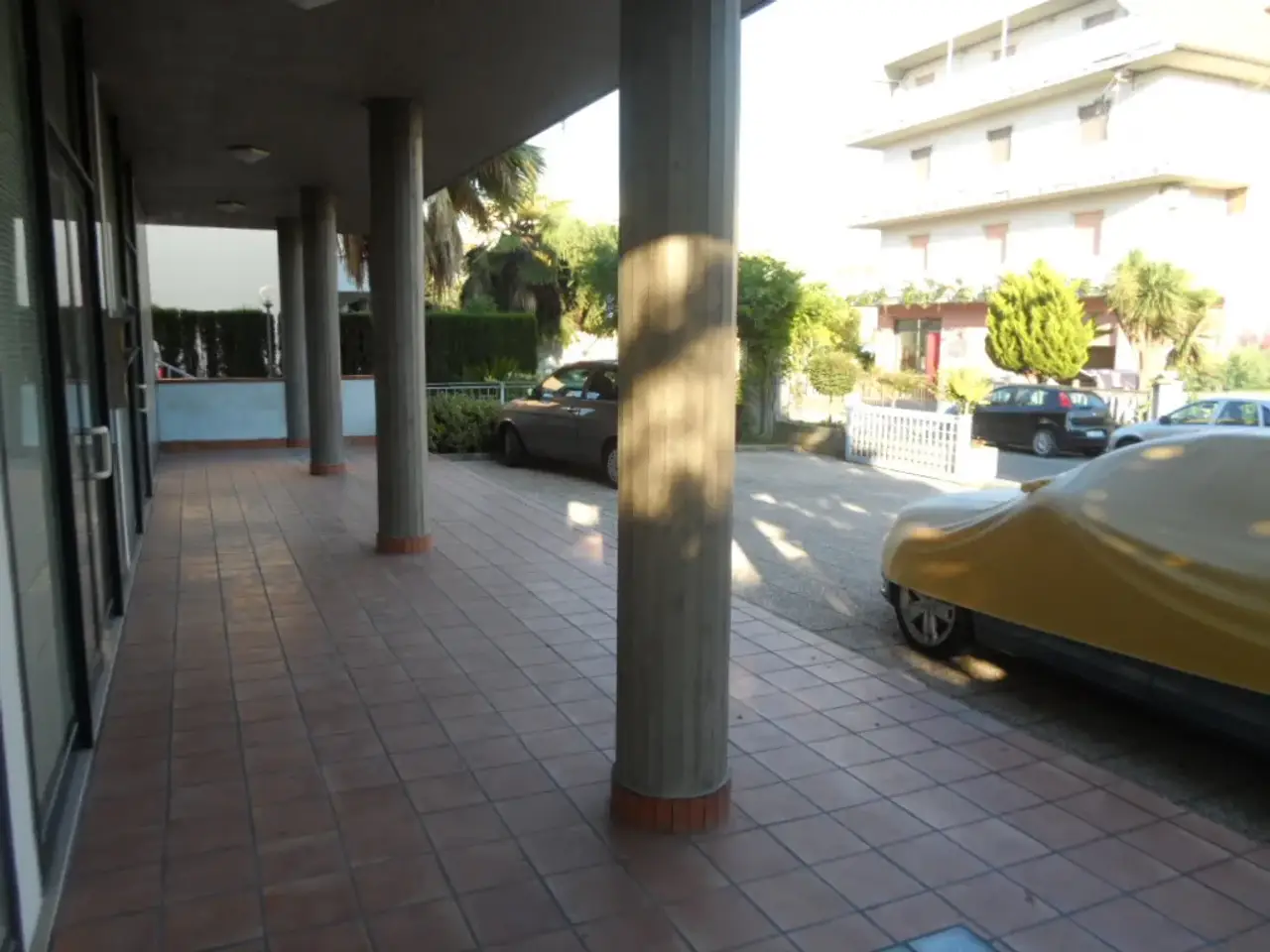 Negozio in Viale dello Sport, San Benedetto Del Tronto, {3} - Foto 2
