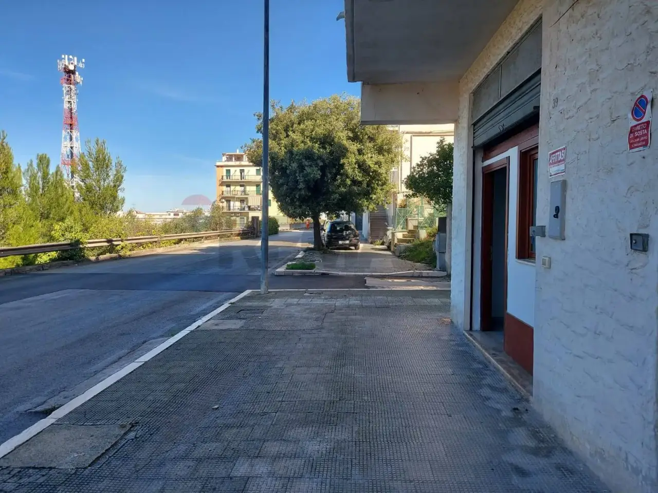 Negozio in Via Dante Alighieri 39, Vieste, {3} - Foto 2