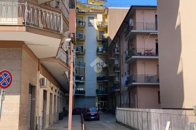 Vierzimmerwohnung in Via Tagliamento 273, Avellino - Foto 1