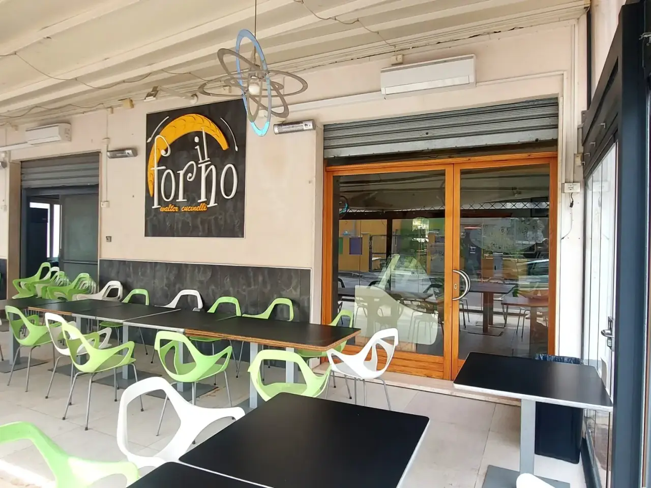 Negozio in Viale Porta Pia 5, Brindisi, {3} - Foto 1