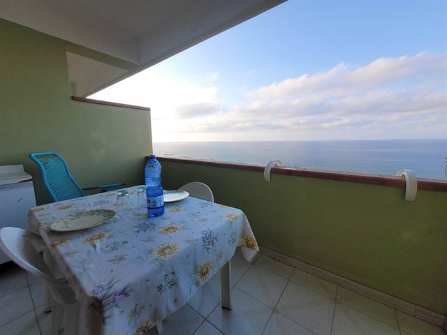 2-room flat, Messina - Photo 1