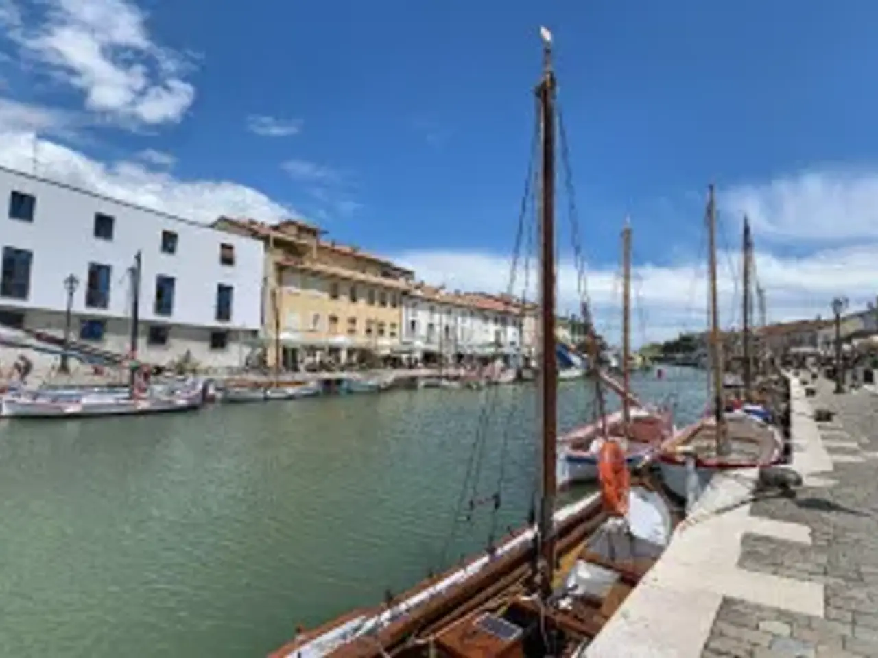 Ristorante in Viale del Porto, Cesenatico, {3} - Foto 1