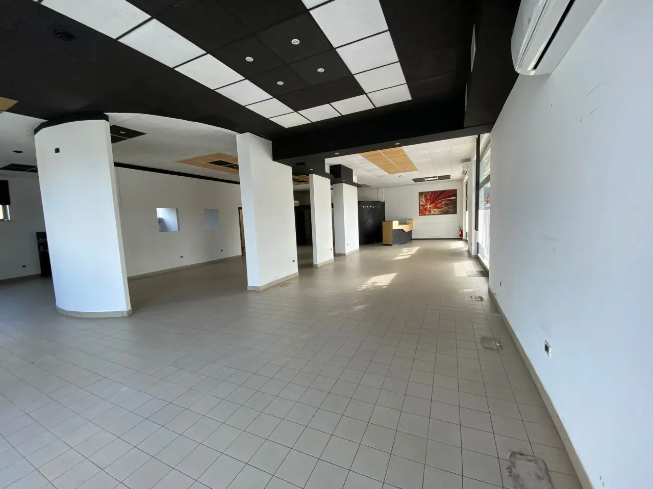 Negozio in Via Tirino, 10 - Chieti (Ch), Chieti, {3} - Foto 1