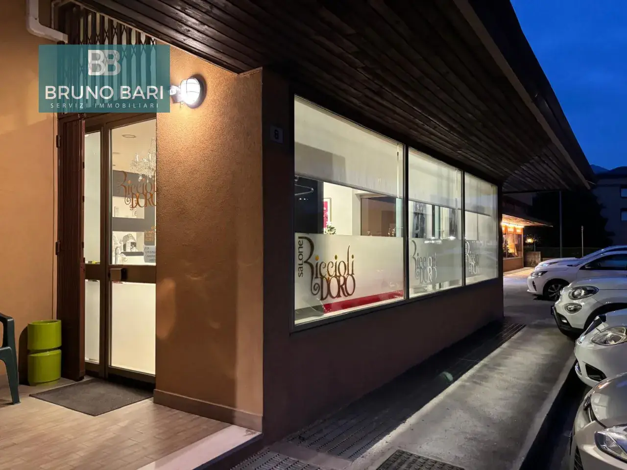 Negozio in Via Guglielmo Oberdan, 8, Maniago, {3} - Foto 1