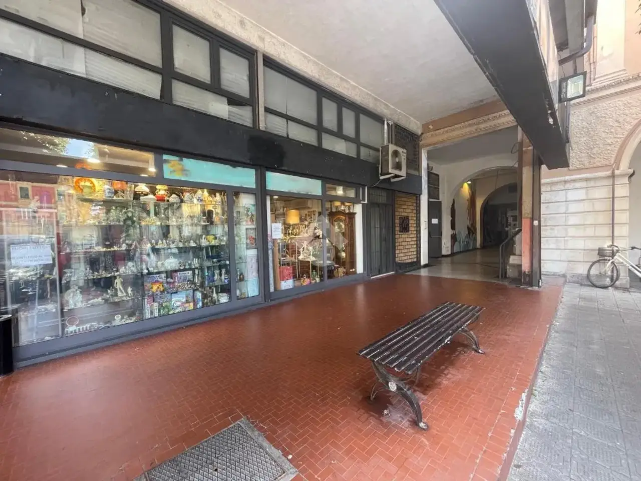 Negozio in Piazza Cordeviola, Lavagna, {3} - Foto 1