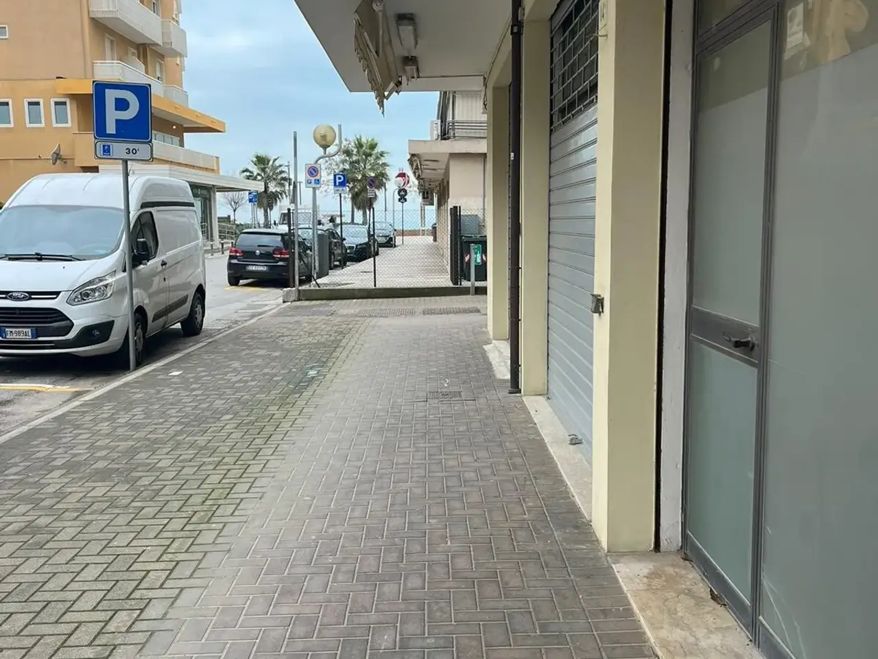 Negozio in Via Palotta 12, Rimini, {3} - Foto 2