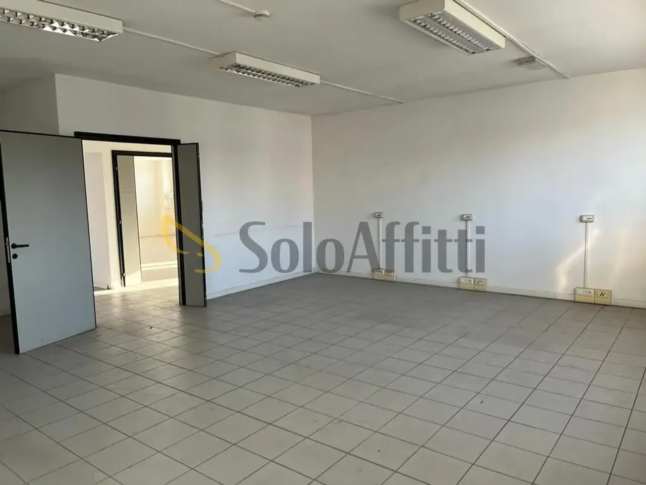 Ufficio in , Modena, {3} - Foto 2