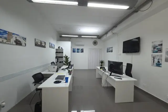 insertion image