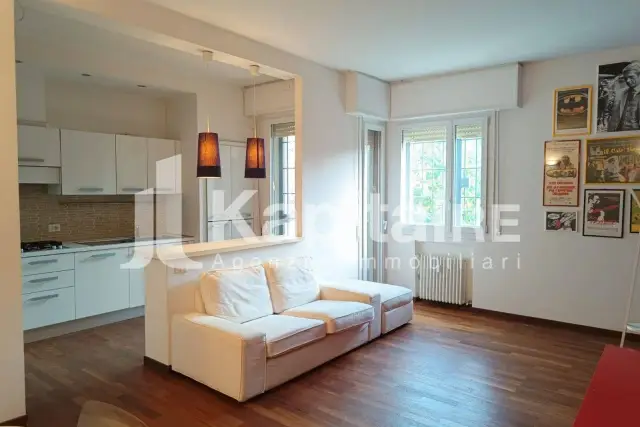 2-room flat in Via Filippo Turati, Castenaso - Photo 1