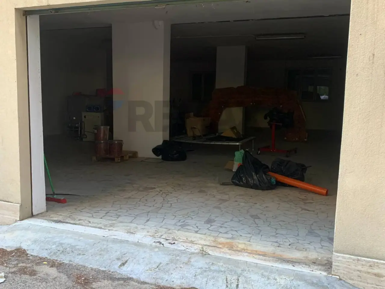 Magazzino in Via Largo Petrella Snc, Caltanissetta, {3} - Foto 2