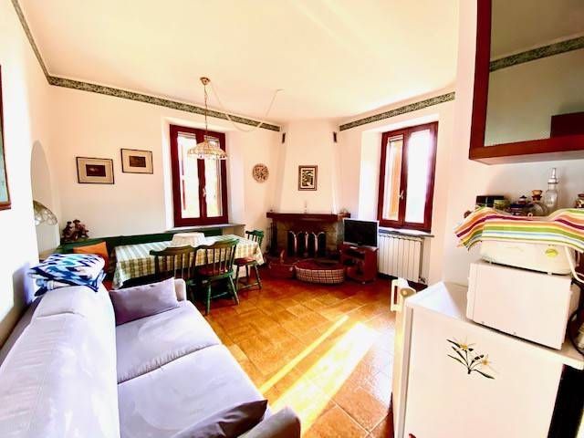 2-room flat in {3}, - Photo 1